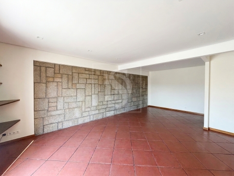 Apartamento T2+1
