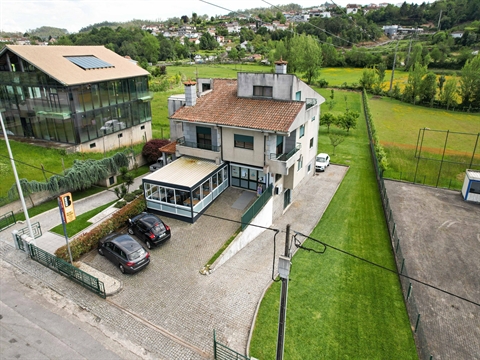 Moradia T6